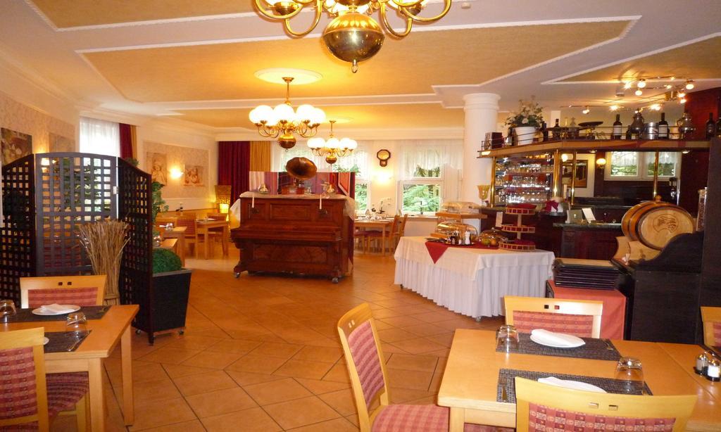 Hotel Abalone Remscheid Bagian luar foto