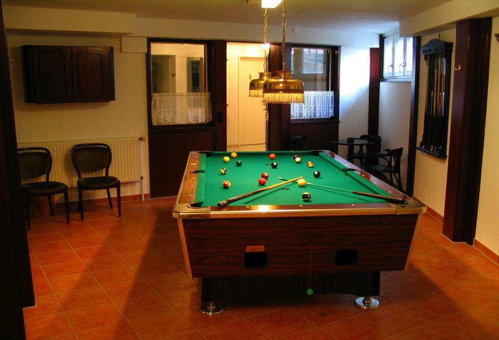Hotel Abalone Remscheid Bagian luar foto