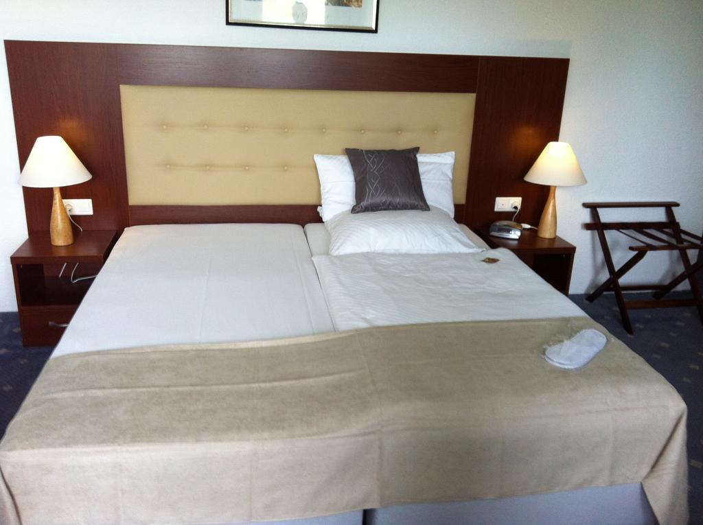 Hotel Abalone Remscheid Ruang foto