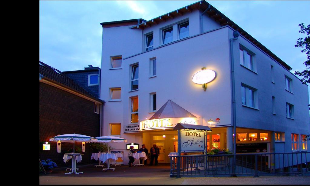 Hotel Abalone Remscheid Bagian luar foto